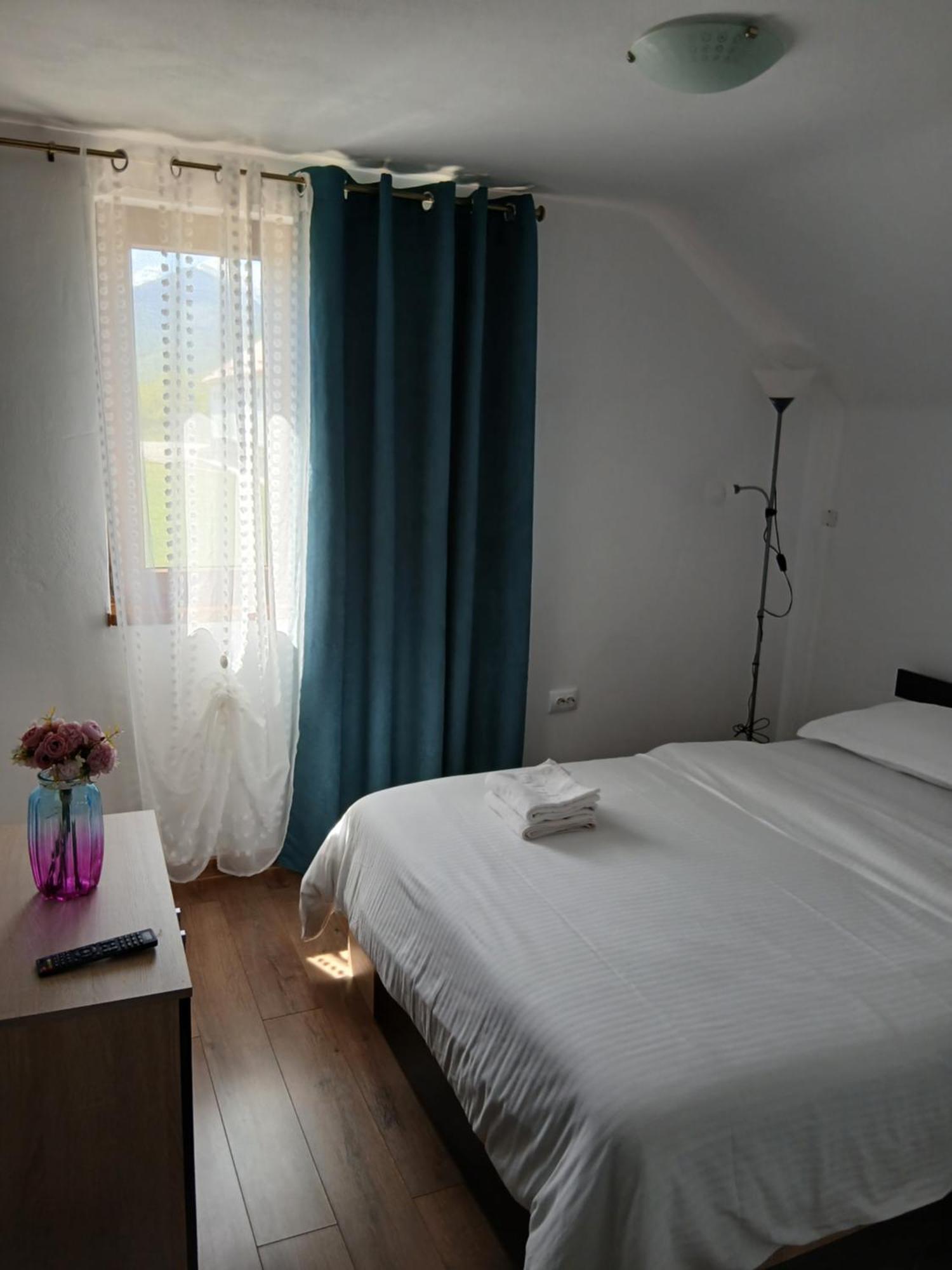 Casa Loredana Cîrţişoara Buitenkant foto