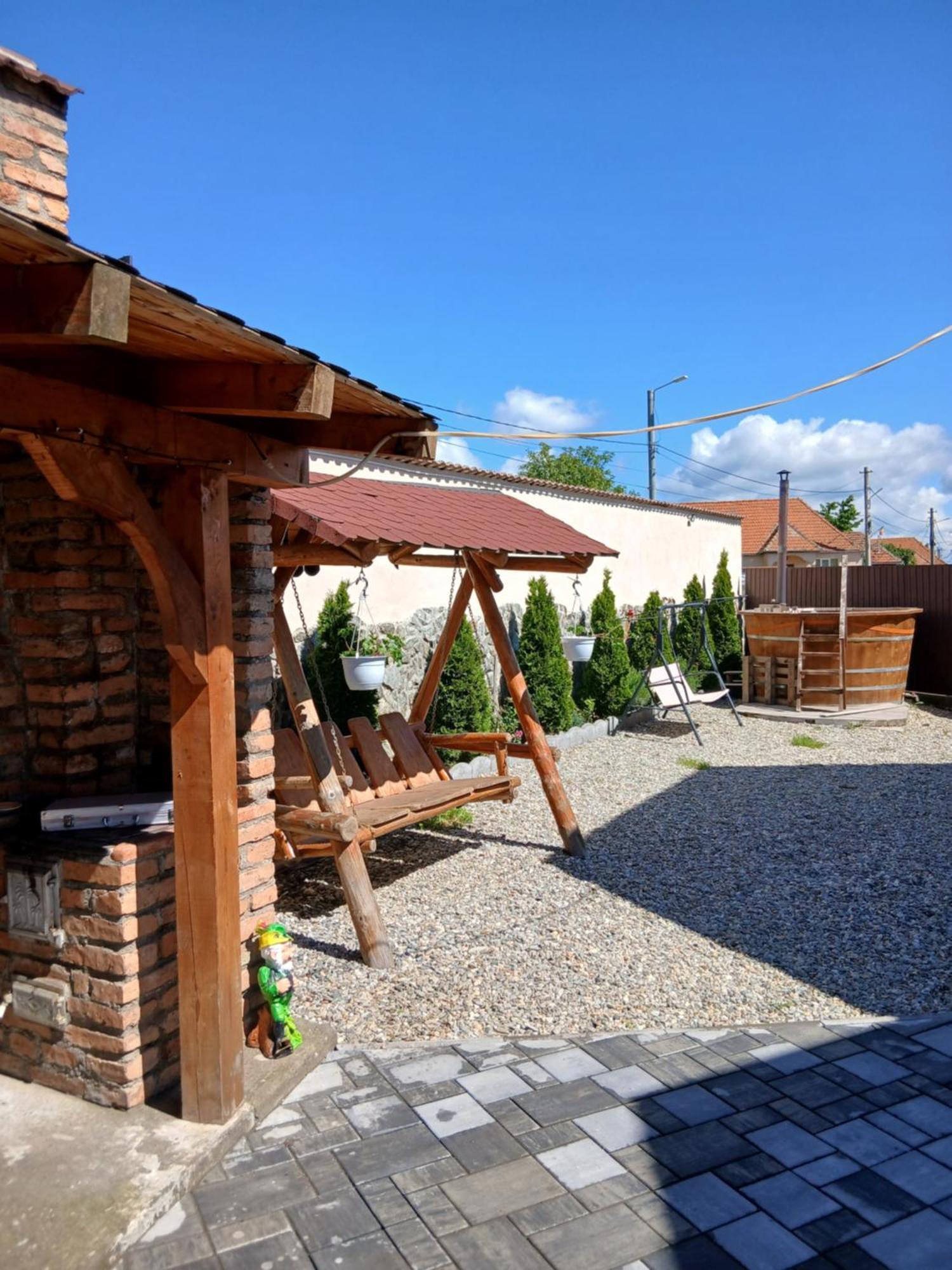 Casa Loredana Cîrţişoara Buitenkant foto